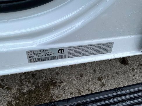 New 2026 RAM 2500 Laramie image 38