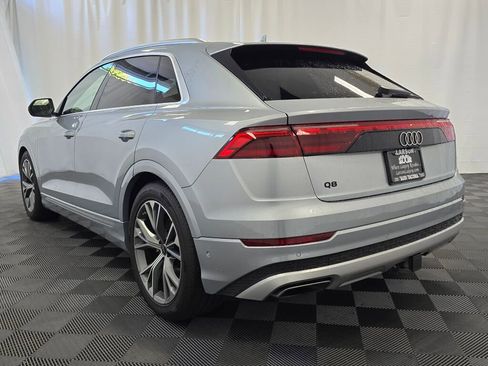 Used 2024 Audi Q8 Prestige w/ Prestige Package image 4