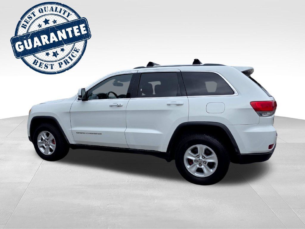 Used 2016 Jeep Grand Cherokee Laredo w/ Quick Order Package 23E AWD/4WD image 4