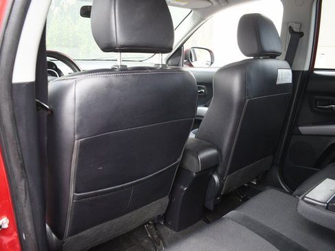 Used 2012 Mitsubishi Outlander SE AWD/4WD image 21