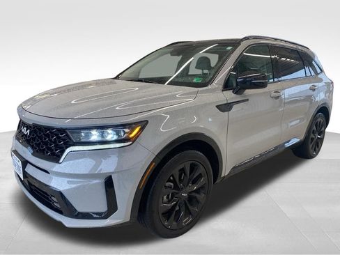Used 2023 Kia Sorento SX image 14