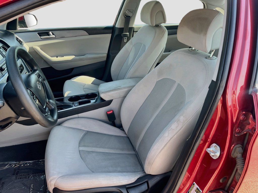 Used 2016 Hyundai Sonata SE FWD image 18
