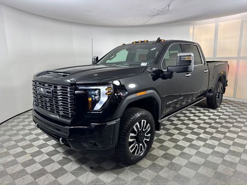 New 2026 GMC Sierra 2500 Denali Ultimate image 1