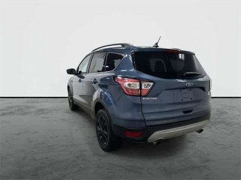 Used 2018 Ford Escape SEL image 2