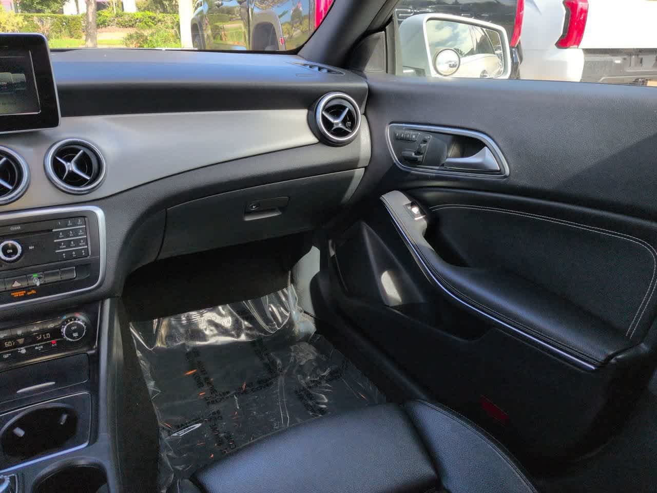 Used 2016 Mercedes-Benz CLA 250 image 16