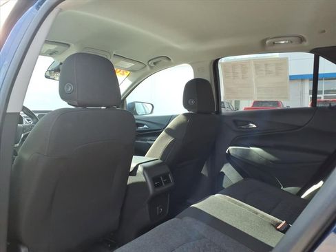 Used 2022 Chevrolet Equinox LT image 11