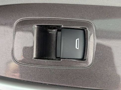Used 2024 Chevrolet Malibu LT FWD image 32