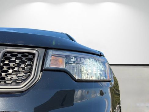 Used 2023 Jeep Compass Trailhawk AWD/4WD image 9