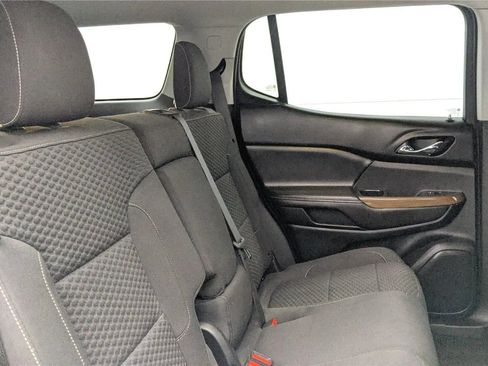 Used 2018 GMC Acadia SLE FWD image 29