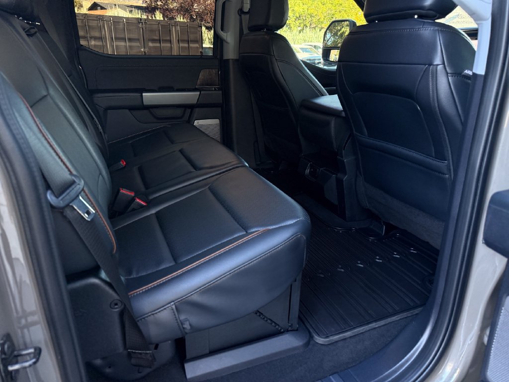 Used 2026 Ford F250 Lariat AWD/4WD image 40