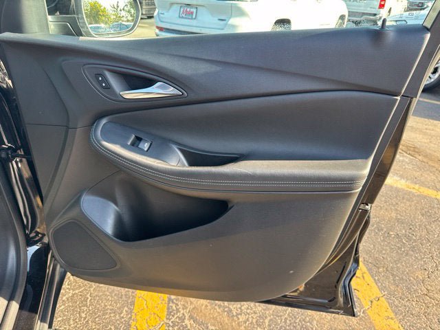 Used 2024 Buick Encore GX Preferred FWD image 23