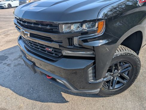 Used 2020 Chevrolet Silverado 1500 LT Trail Boss image 13