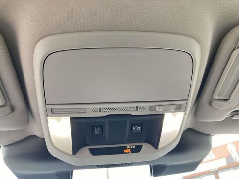 Used 2023 Subaru Forester AWD/4WD image 26