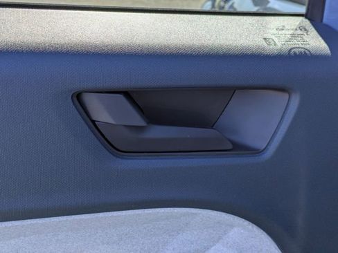 New 2025 Ford Maverick XLT image 24