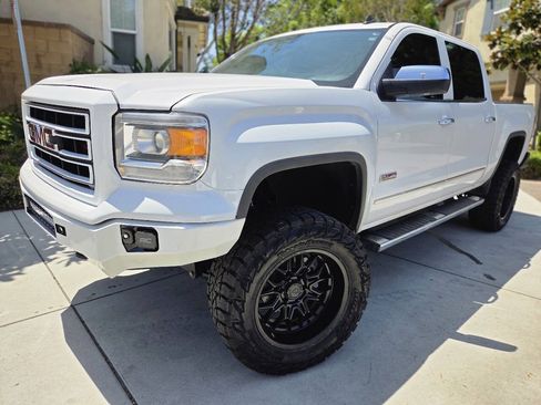 Used 2014 GMC Sierra 1500 SLT w/ All-Terrain Package AWD/4WD image 36