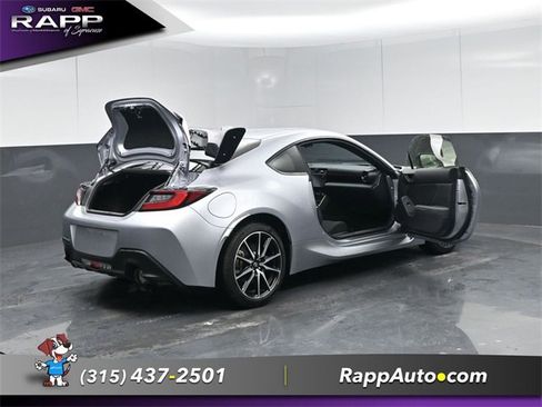 Used 2024 Toyota GR86 image 22