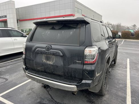 Used 2022 Toyota 4Runner TRD Off-Road Premium image 7