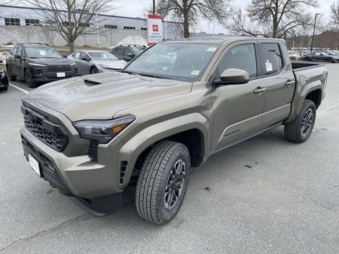 New 2026 Toyota Tacoma TRD Sport image 3