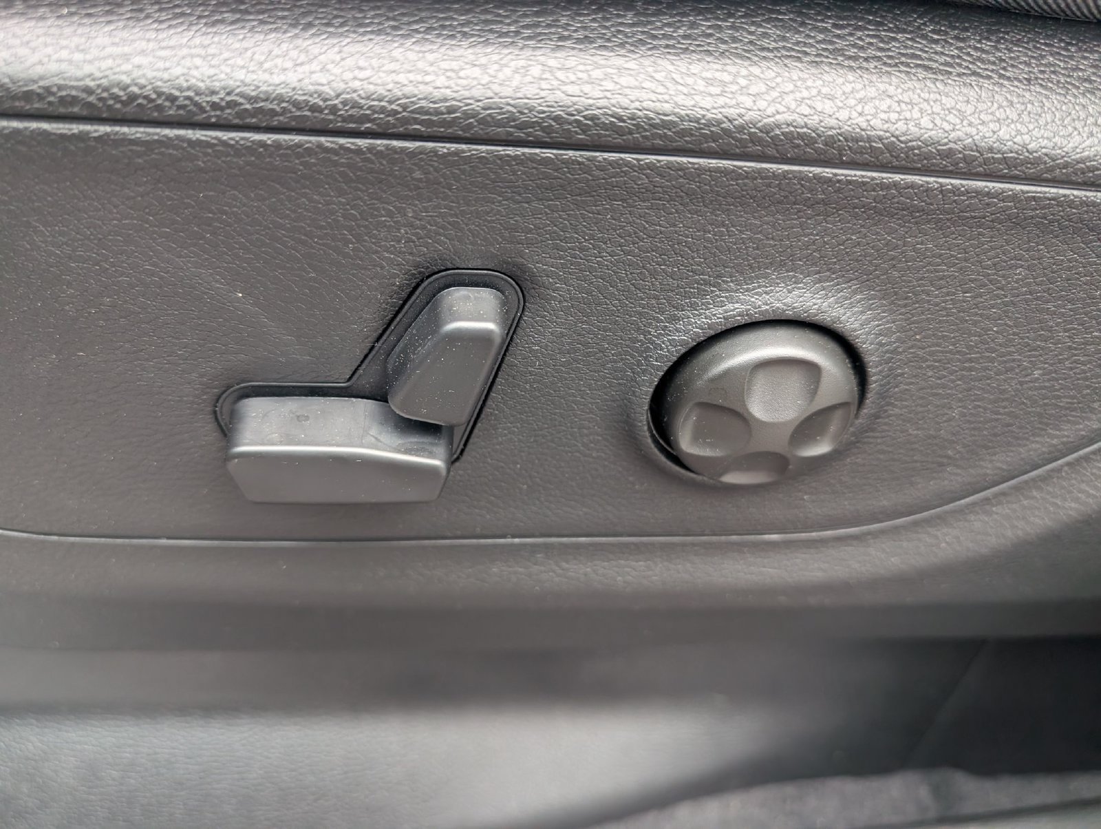 New 2026 RAM 1500 RHO AWD/4WD image 14