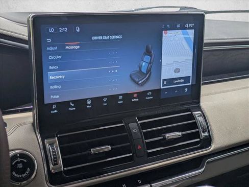 Used 2022 Lincoln Navigator Reserve AWD/4WD image 13