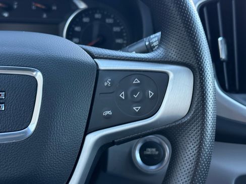 Used 2023 GMC Terrain SLE image 16