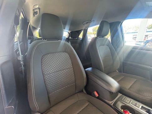 Used 2024 Ford Escape Active image 30