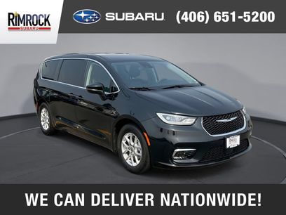 Used 2023 Chrysler Pacifica Touring-L