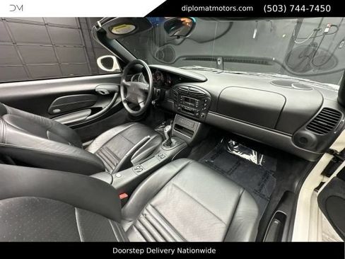 Used 2000 Porsche Boxster RWD image 21