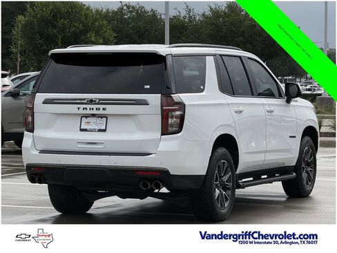 Used 2022 Chevrolet Tahoe Z71 w/ Z71 Off-Road Package AWD/4WD image 4