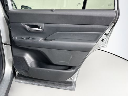 Used 2025 Toyota Grand Highlander FWD image 31