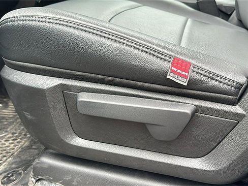 New 2023 RAM 3500 Tradesman w/ Chrome Appearance Group image 21