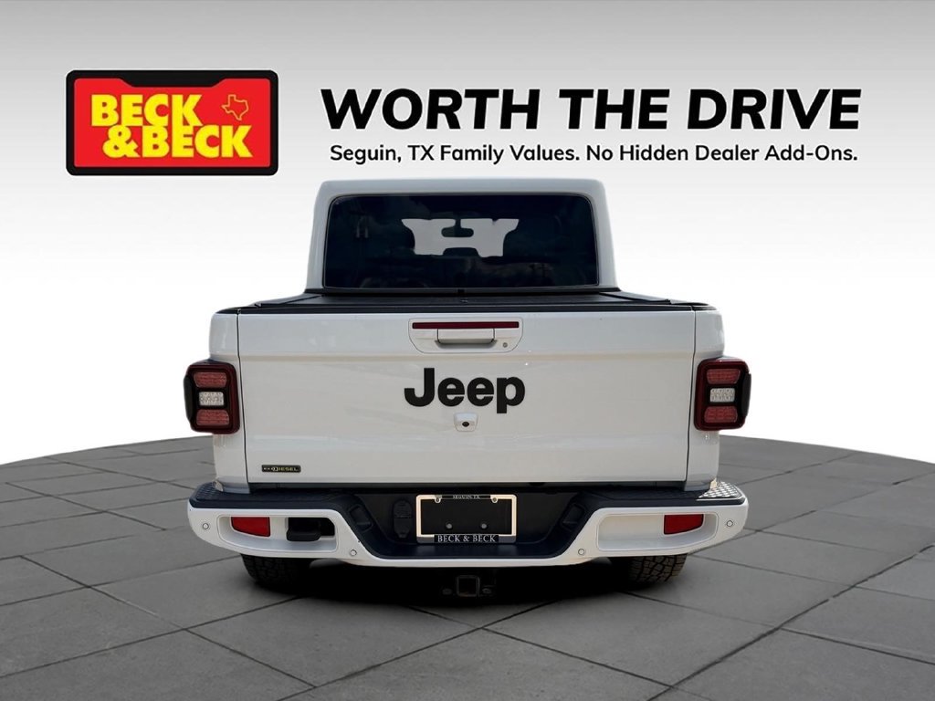 Used 2022 Jeep Gladiator Overland AWD/4WD image 4