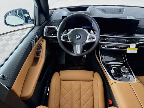 New 2027 BMW X7 xDrive40i w/ M Sport Package AWD/4WD image 24