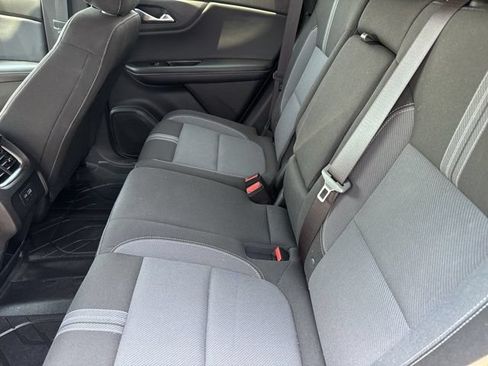 Used 2024 Chevrolet Blazer LT w/ Convenience Package FWD image 19
