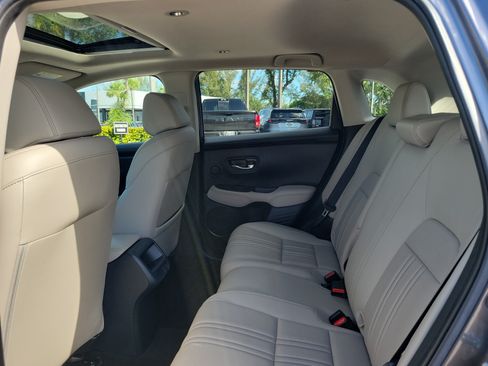 Used 2024 Honda HR-V EX-L image 14