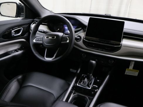 New 2026 Jeep Compass Limited AWD/4WD image 19