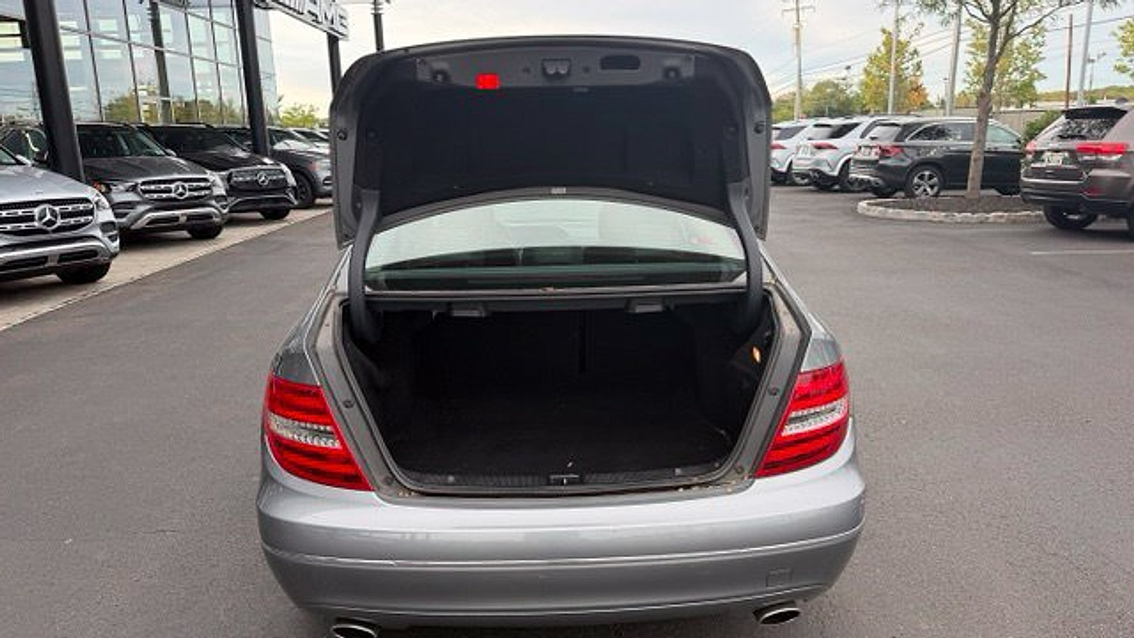Used 2013 Mercedes-Benz C 300 4MATIC Sedan image 11