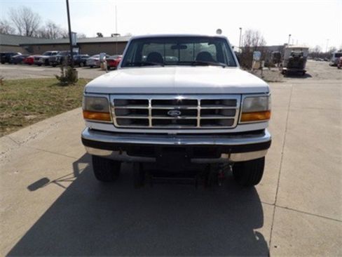 Used 1996 Ford F350 4x4 Regular Cab image 2