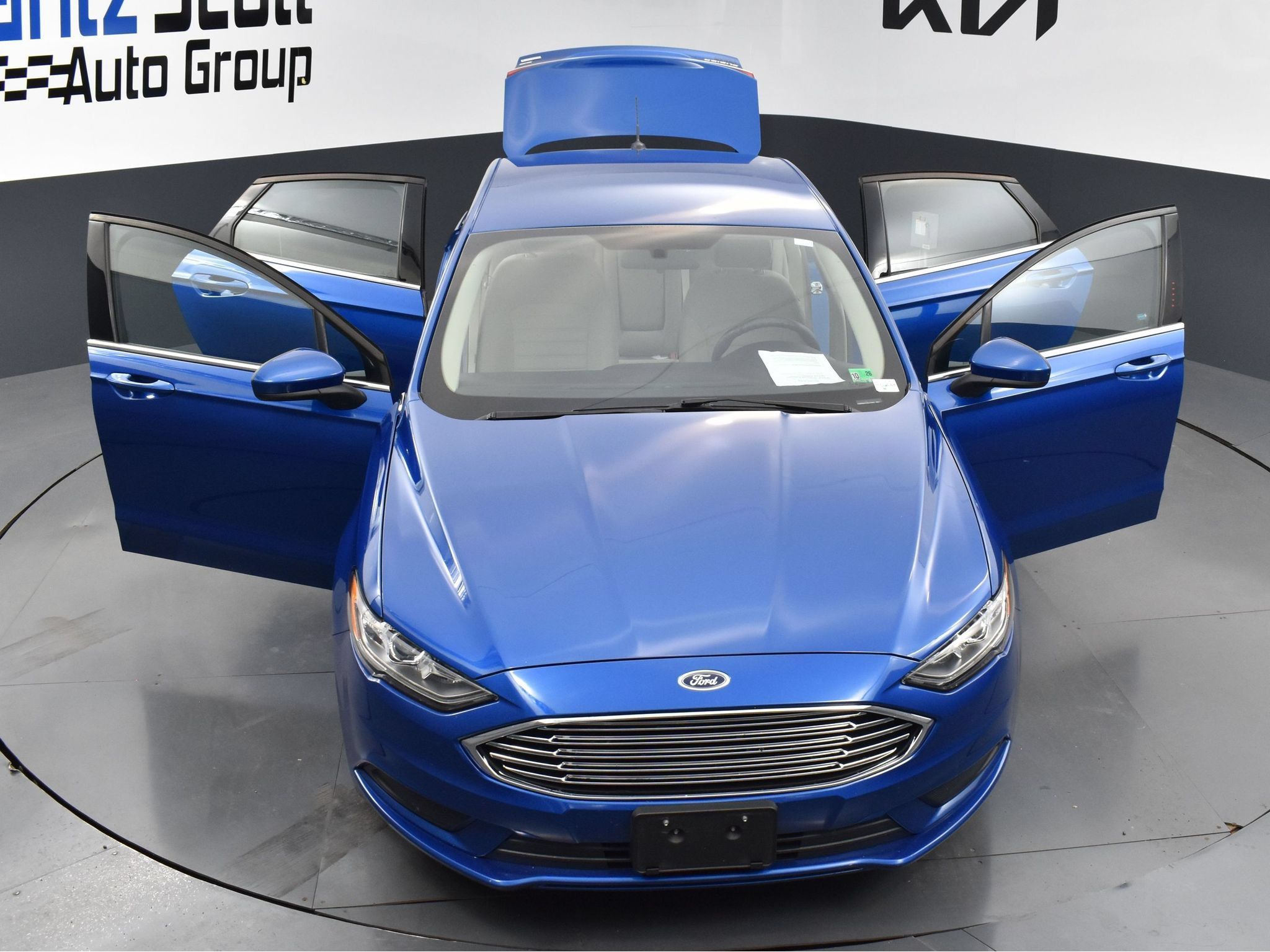Used 2017 Ford Fusion SE w/ Fusion SE Technology Package FWD image 29