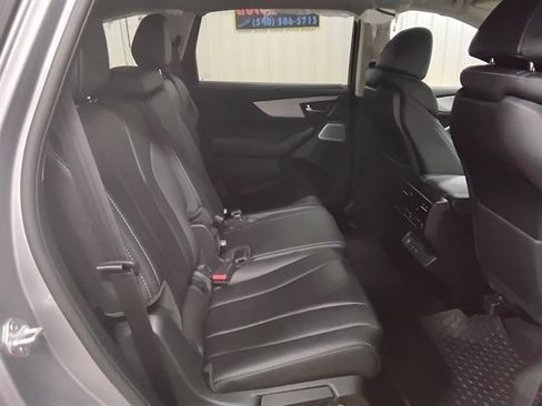 Used 2025 Acura MDX SH-AWD w/ Technology Package image 16