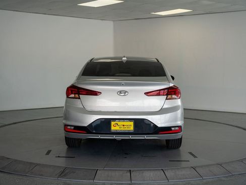 Used 2019 Hyundai Elantra SEL FWD image 5