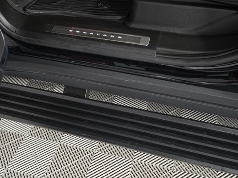 Used 2026 Cadillac Escalade Sport w/ LPO, ONYX Package image 17