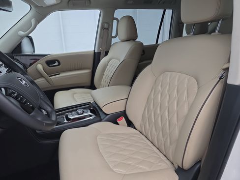 Used 2024 Nissan Armada Platinum w/ Cargo Package AWD/4WD image 16