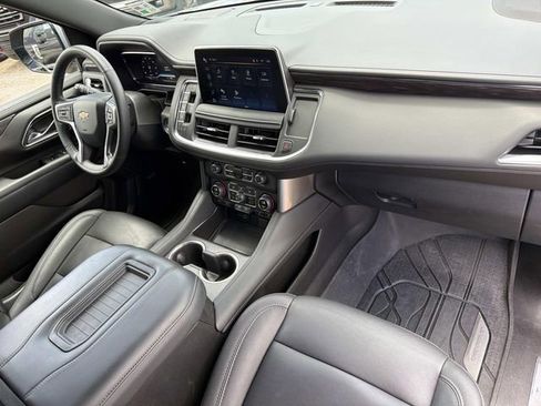 Used 2024 Chevrolet Tahoe LT w/ Luxury Package RWD image 16