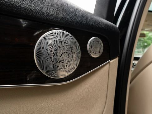 Used 2018 Mercedes-Benz GLC 300 4MATIC image 29