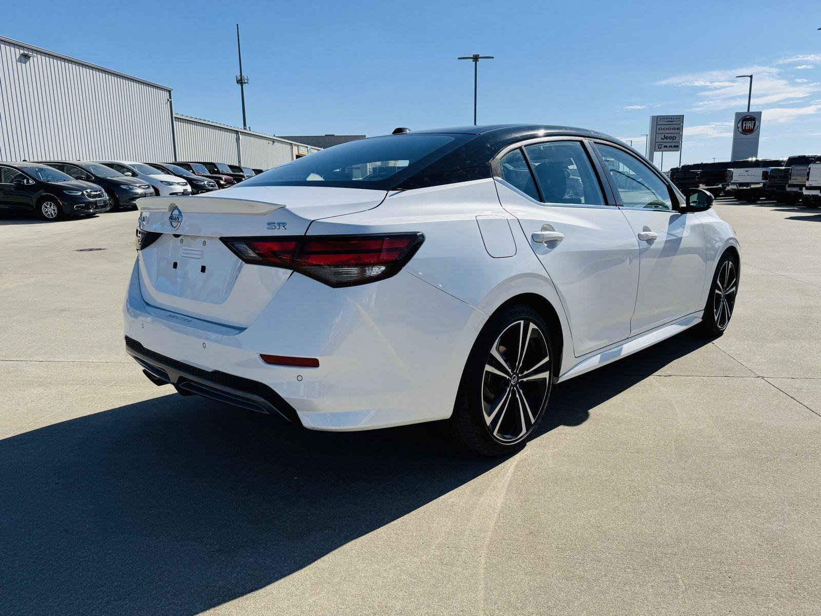 Used 2021 Nissan Sentra SR FWD image 35