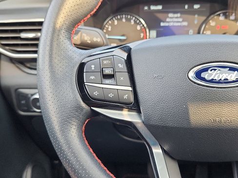 Certified 2022 Ford Explorer ST-Line w/ Class IV Trailer Tow Package image 24