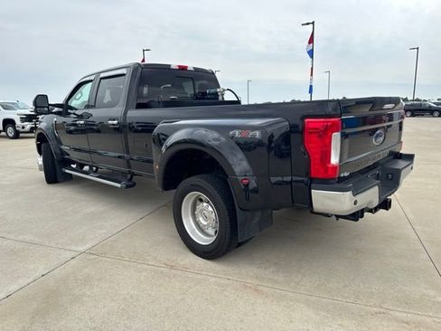 Used 2019 Ford F450 Lariat w/ Chrome Package AWD/4WD image 3