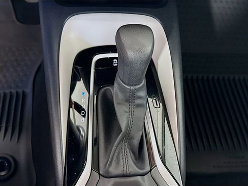 Certified 2024 Toyota Corolla LE FWD image 18