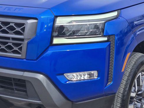 Used 2024 Nissan Frontier SL image 7